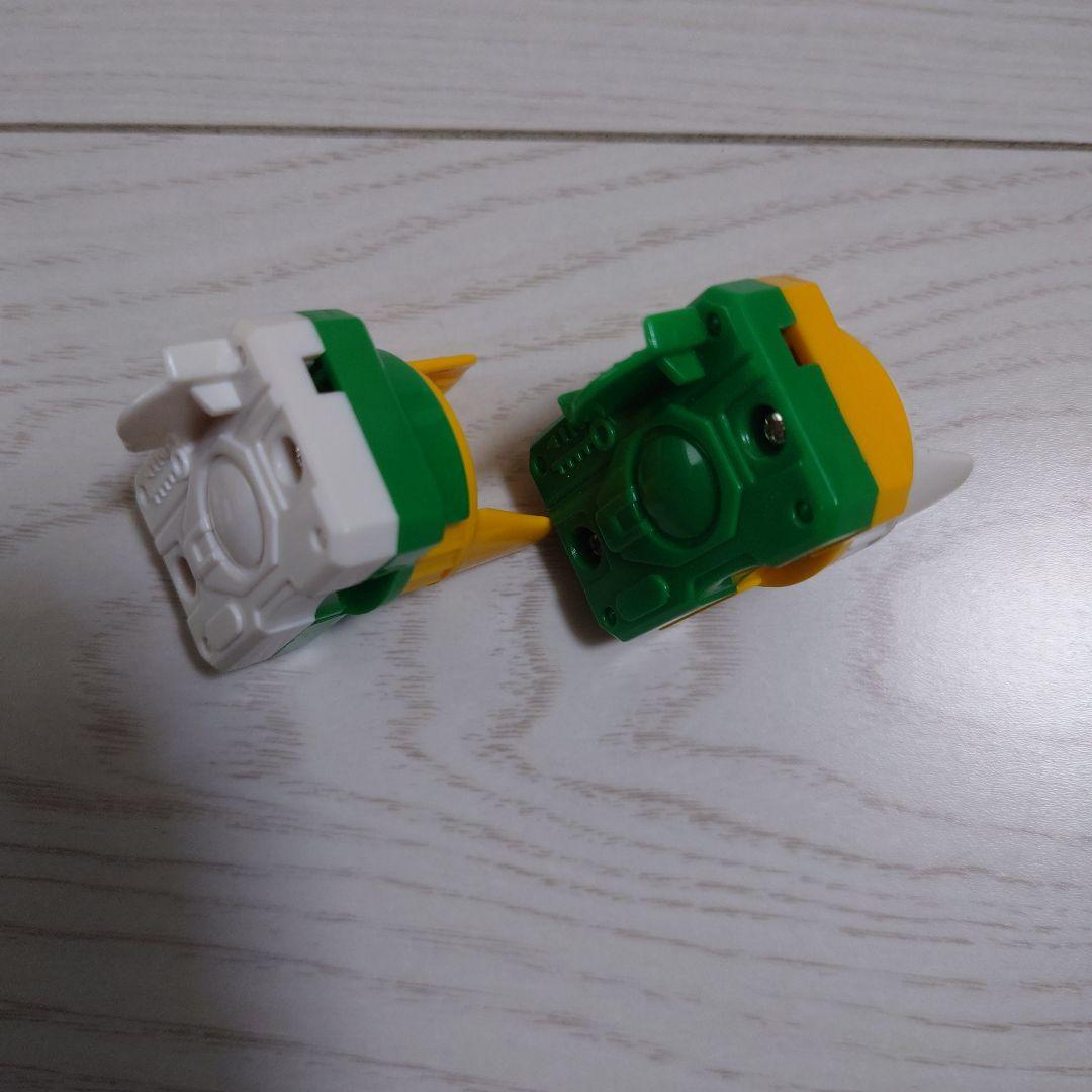 ⚠未組立⚠　ベイブレード福箱2002 2箱