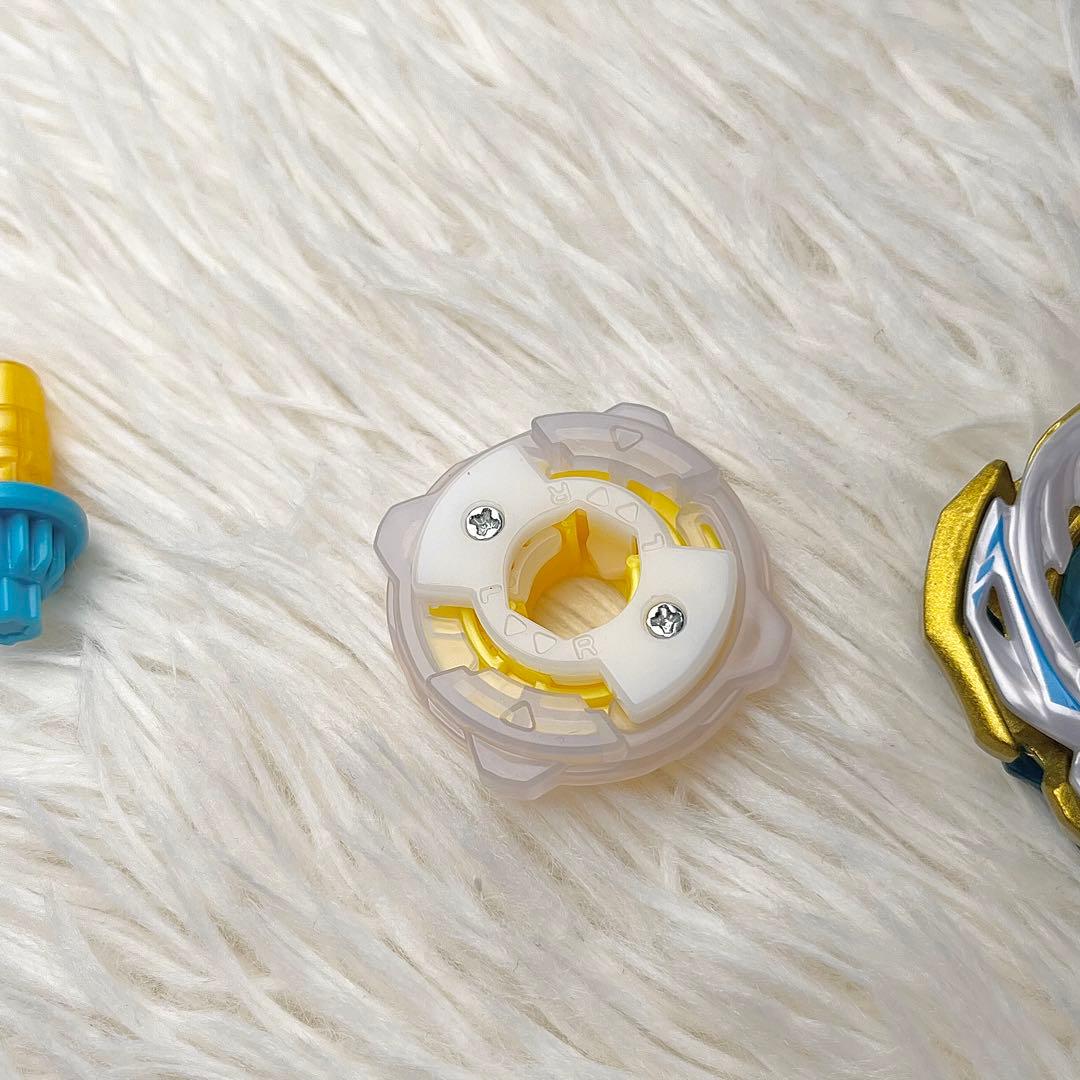 海外互換ベイブレード CX-00 ワルキューレボルト＆コバルトドレイク