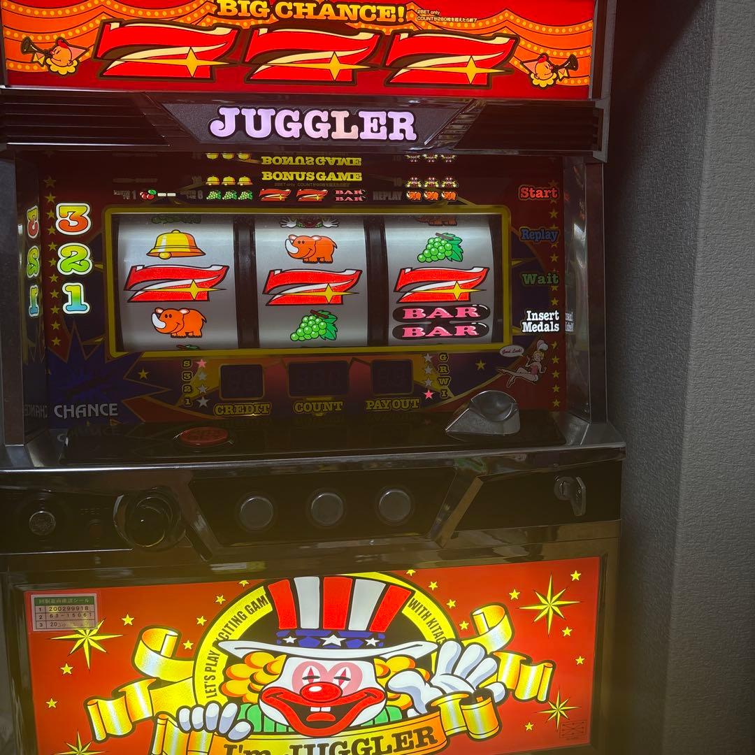 JUGGLER スロットマシン