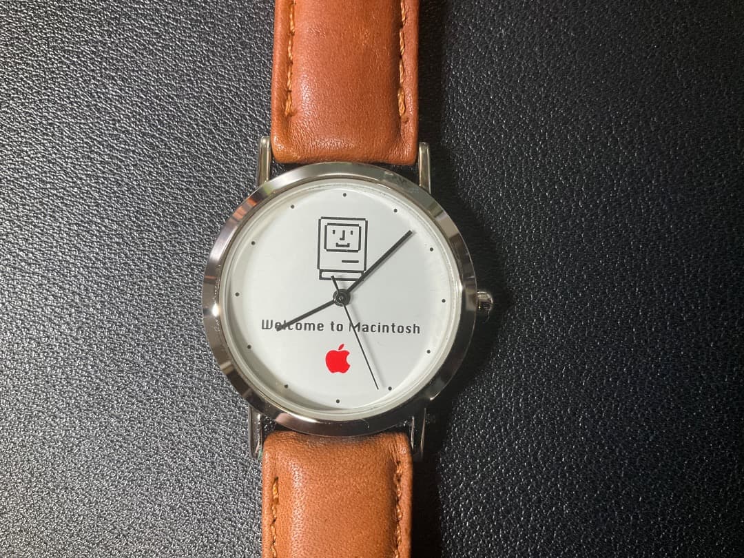 【非売品】Apple Macintosh レザーバンド時計