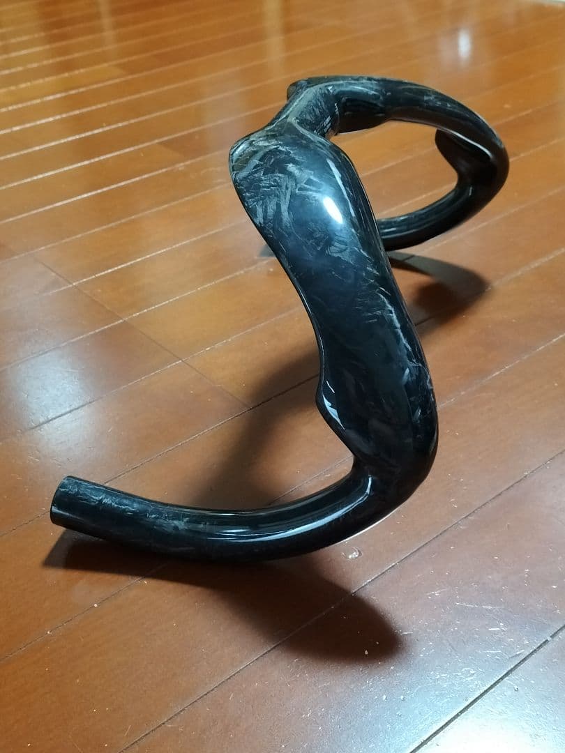 カーボン トラック ピストハンドル 31.8 x 幅330mm