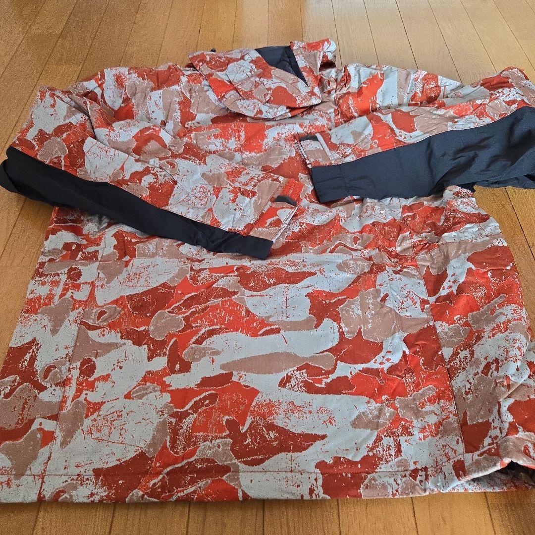 Oakley 迷彩柄オレンジジャケット