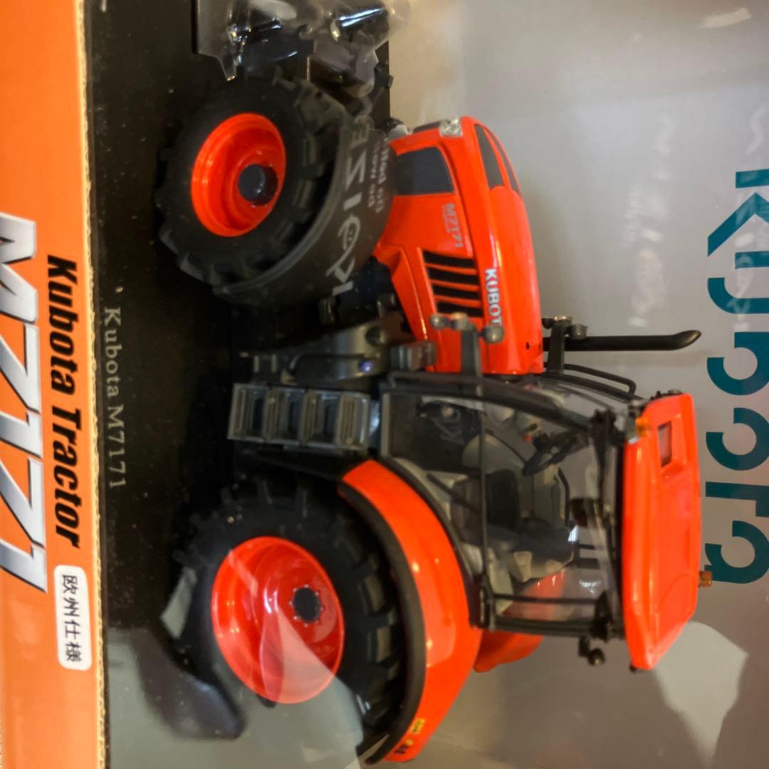 Kubota M7171 トラクター ミニカー
