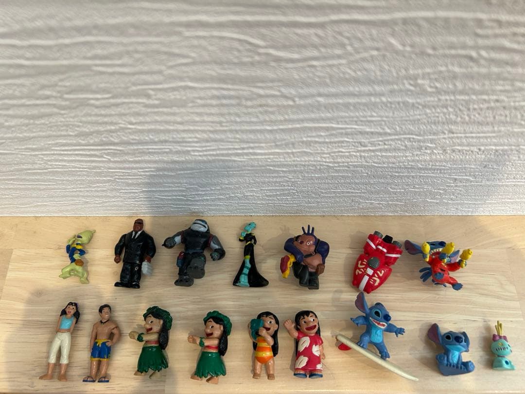 リロ＆スティッチ フィギュアセット 12体