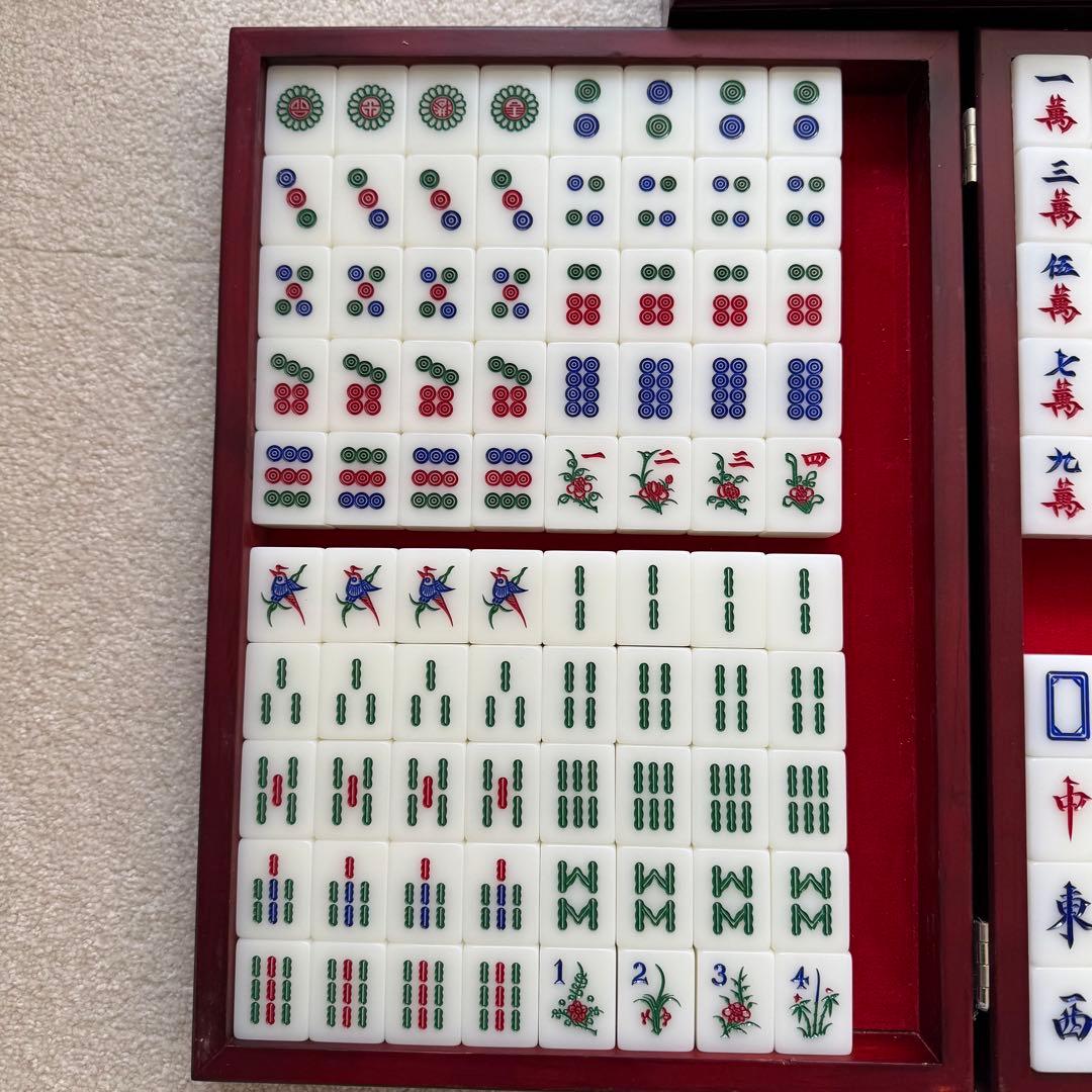 高級　麻雀牌　ジャンボ牌　デカ牌　木箱　4cm×3cm 35g