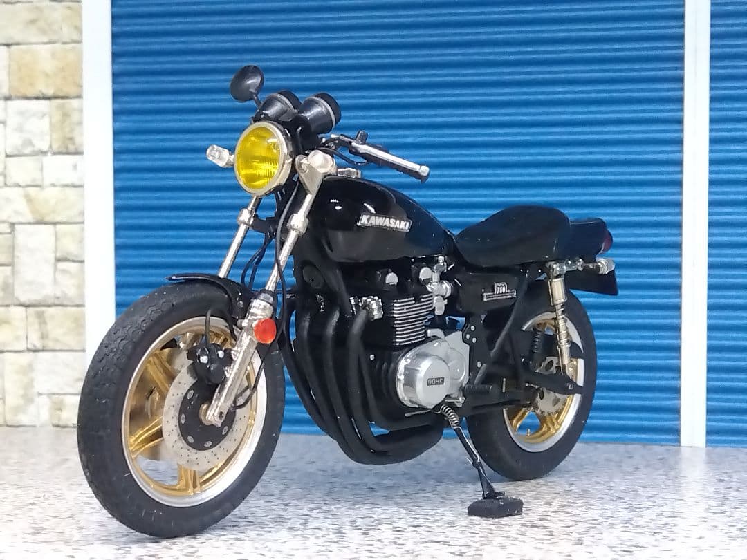 1/18ミニカー マルサン鉄馬プロジェクト カワサキ 750RS ZⅡ カスタム