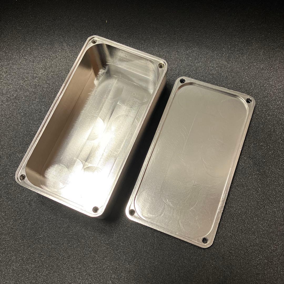アルミ削り出し！自作エフェクター用ボックス