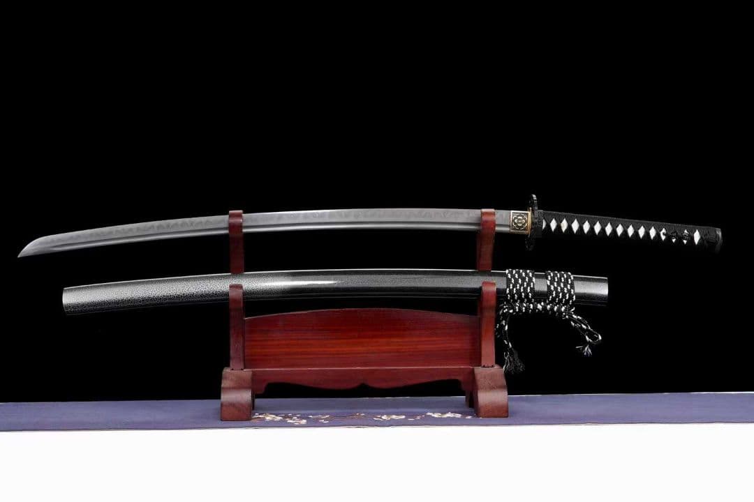 【黒い流星】古兵器 武具 刀装具 日本刀　模造刀 居合刀 武士道 鑑賞用 美術刀