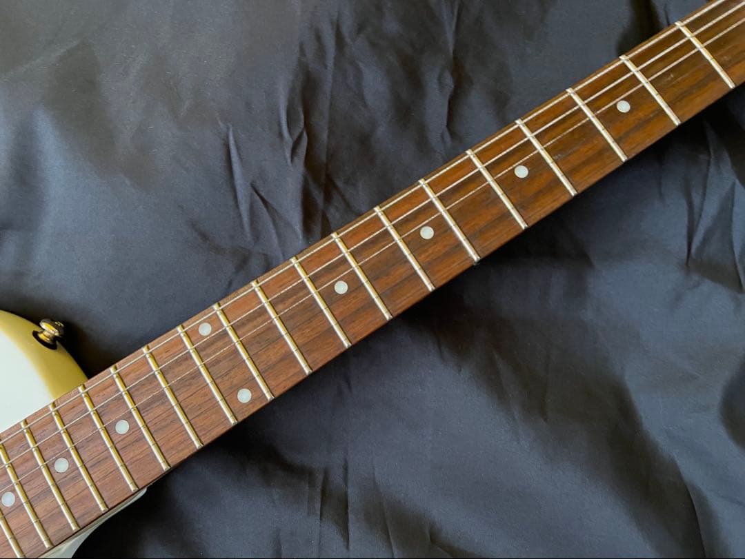 激レアカラーEpiphone Les Paul Junior ホワイトエピフォン