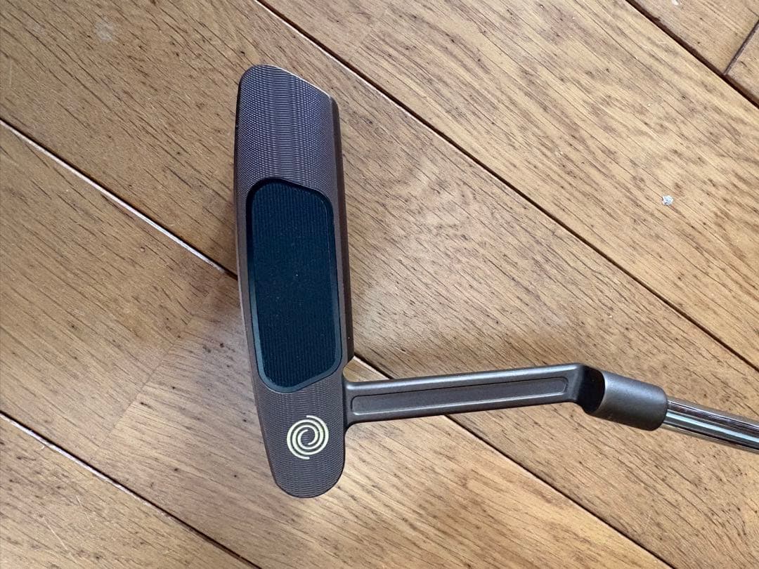 Odyssey A1-One Giraffe Beam DW パター33インチ