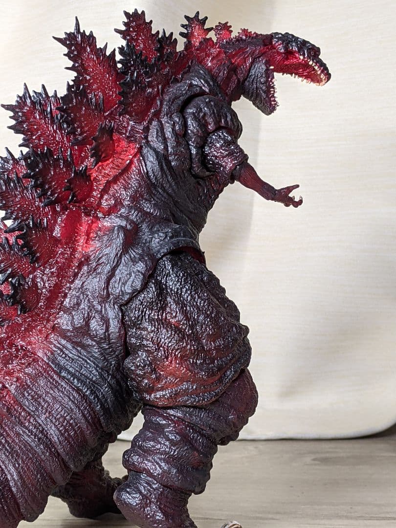 S.H.MonsterArts ゴジラ (2016) 夜間戦闘Ver.