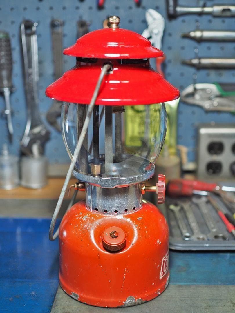 朱色タンク1967年5月製 コールマン 200A ランタン (パテペン) t61