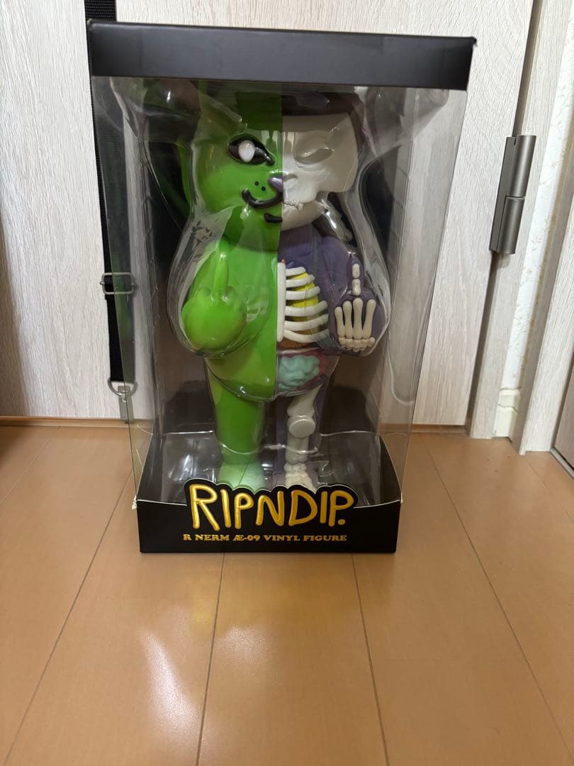 RIPNDIP NERM AE-09 フィギュア 35cm 限定500体