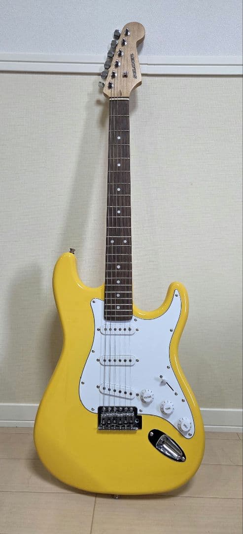 美品 Selder セルダー ストラト イエロー