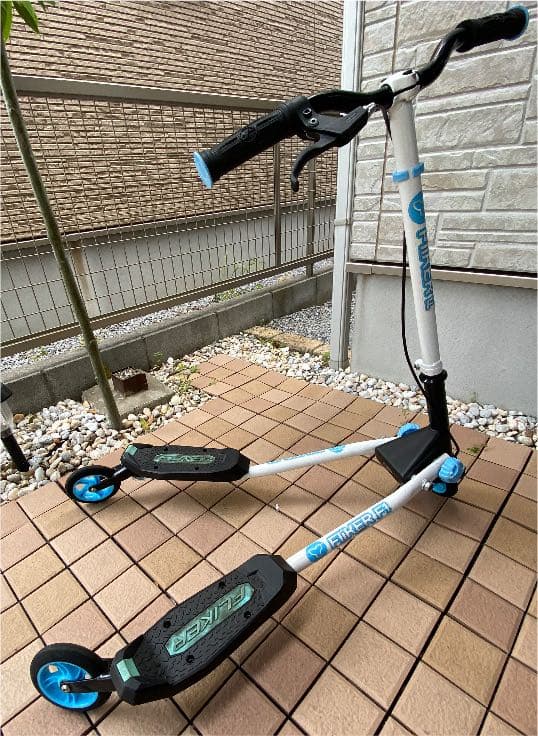 FLIKER Ｆ1