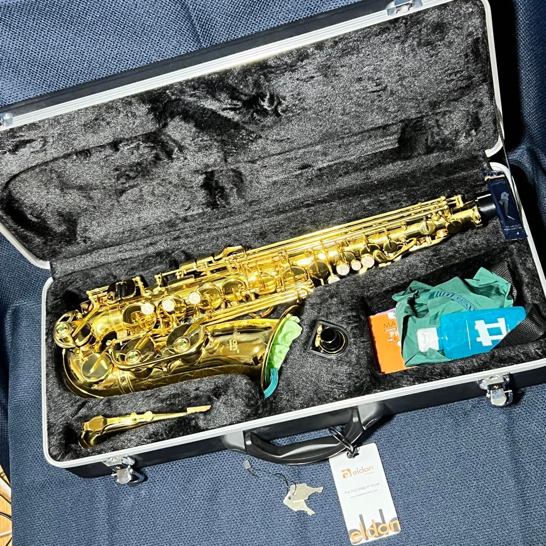 Antigua サックス　eldon EAS-28 彫刻入り