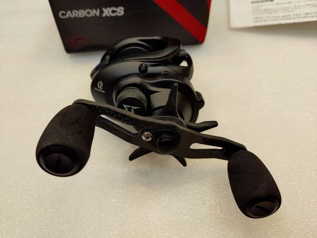 ピシファン　カーボンXCS　ベイトリール　PISCIFUN CARBON XCS