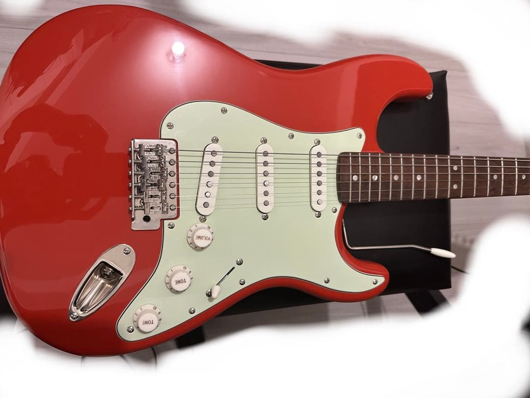 Squier Classic Vibe 60’s sストラトキャスター