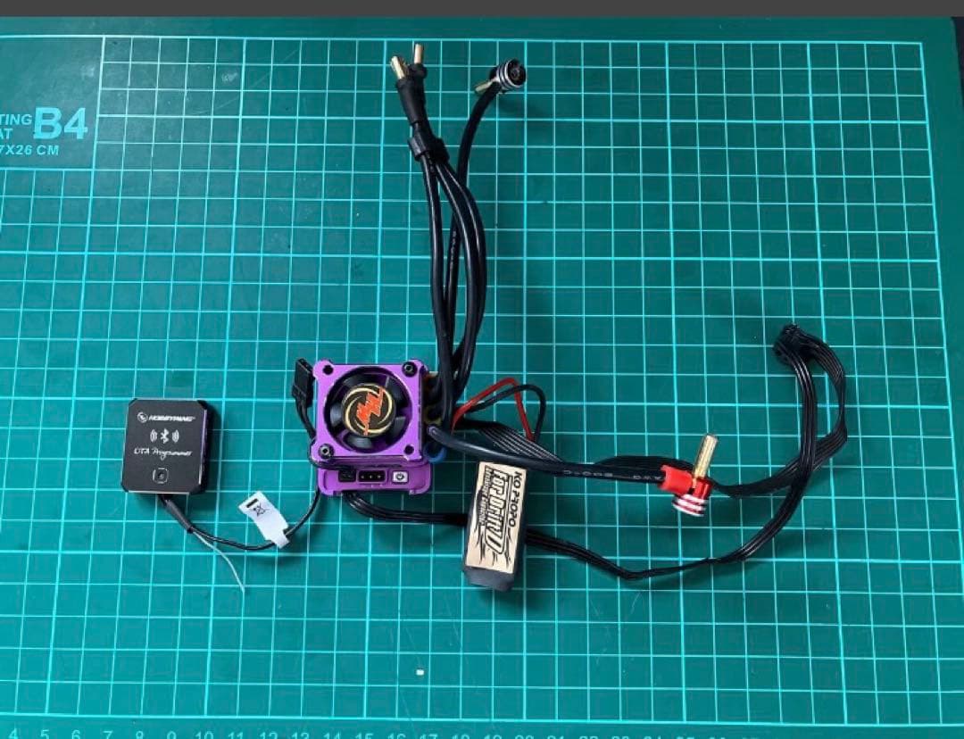 Hobbywing XD10 PRO ESCとOTAプログラマー付き　中古