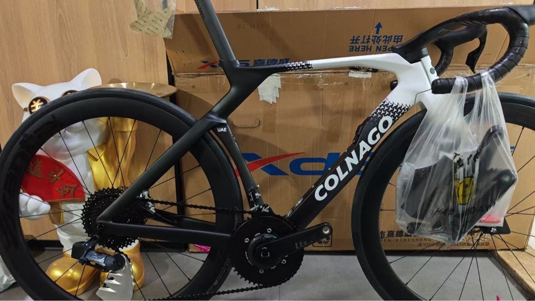 中華製 カーボンエアロフレーム Colnago系・Y1RS風デザイン