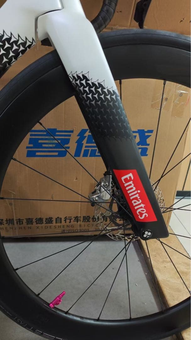 中華製 カーボンエアロフレーム Colnago系・Y1RS風デザイン