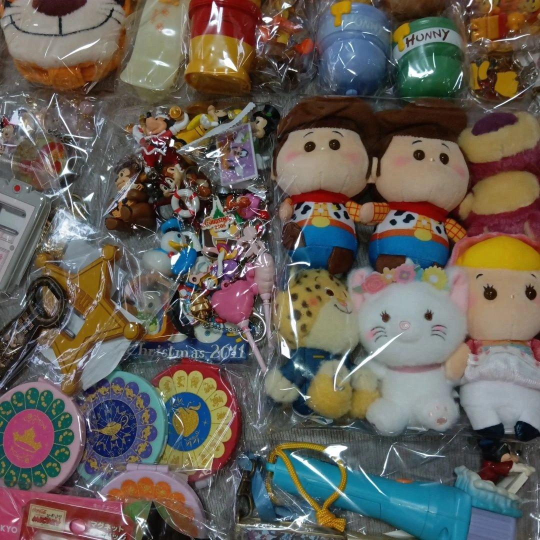 ディズニーグッズまとめ売り