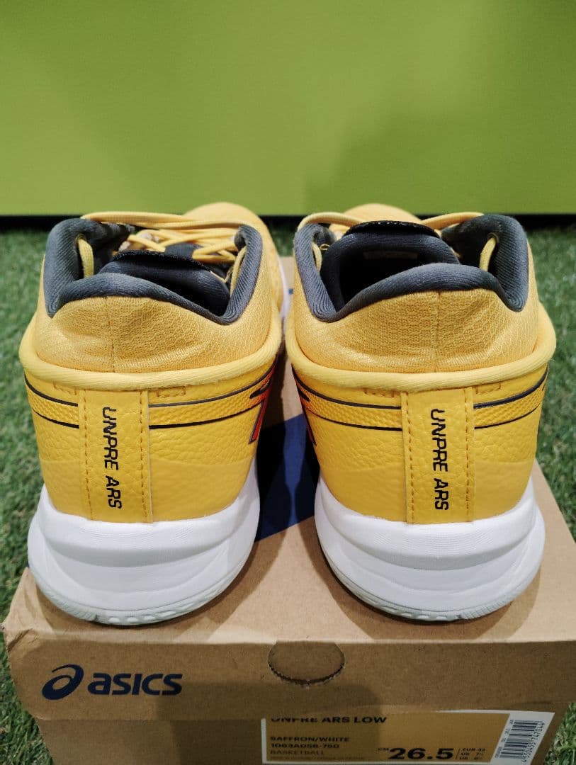 asics アンプレアルスlow 限定カラー イエロー