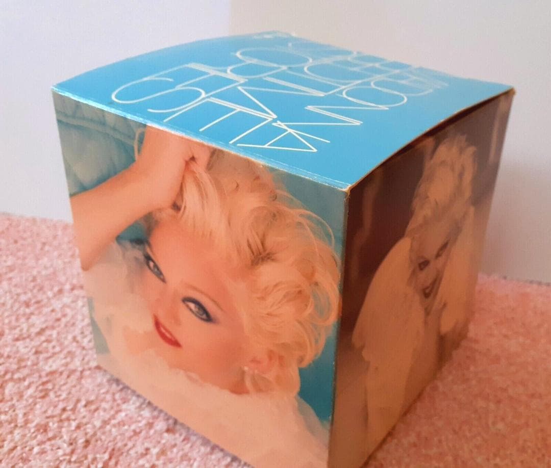 MADONNA　BEDTIME STORIES　宣伝用 ディスプレイ キューブ
