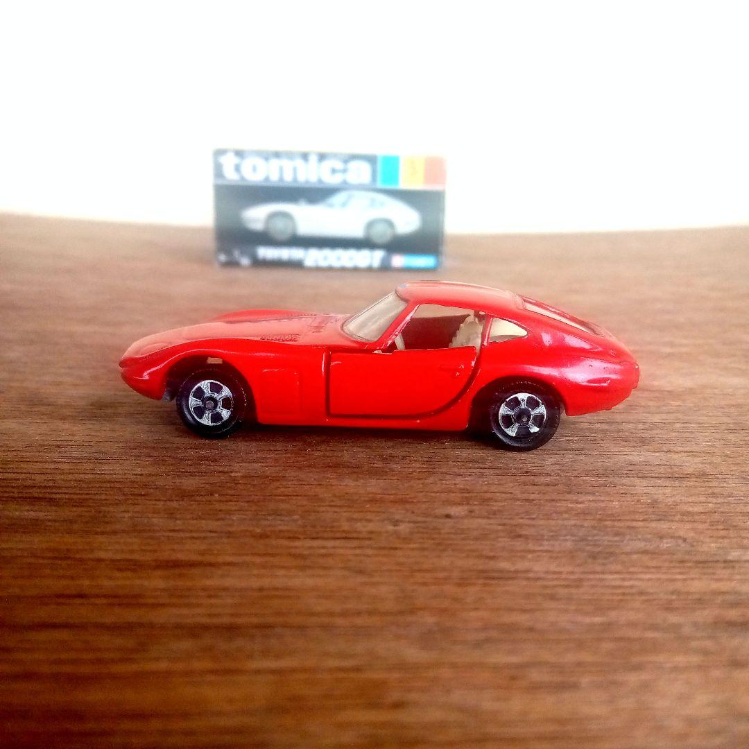 トミカ黒箱 　トヨタ2000GT