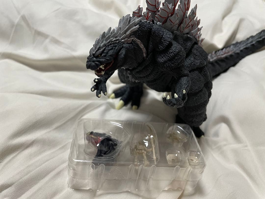 S.H. MonsterArtsゴジラ　ウルティマ、ジェットジャガー　セット！