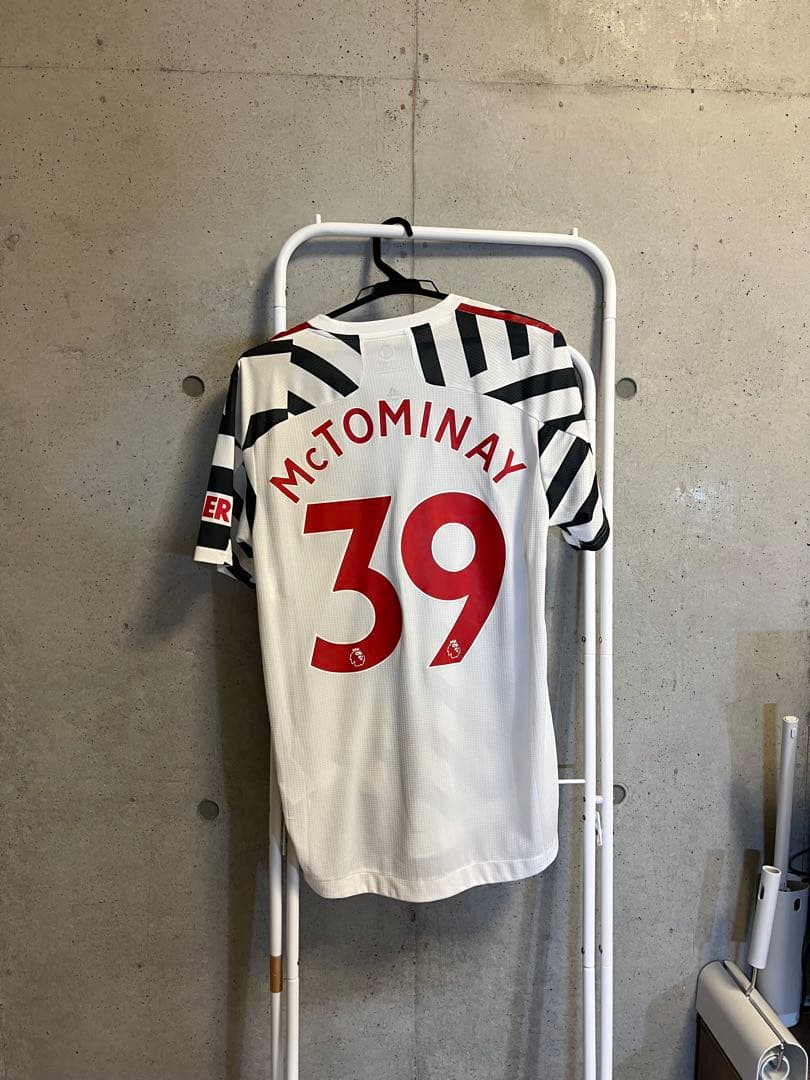 【正規品】マンチェスター・ユナイテッド 20/21サード39 MCTOMINAY