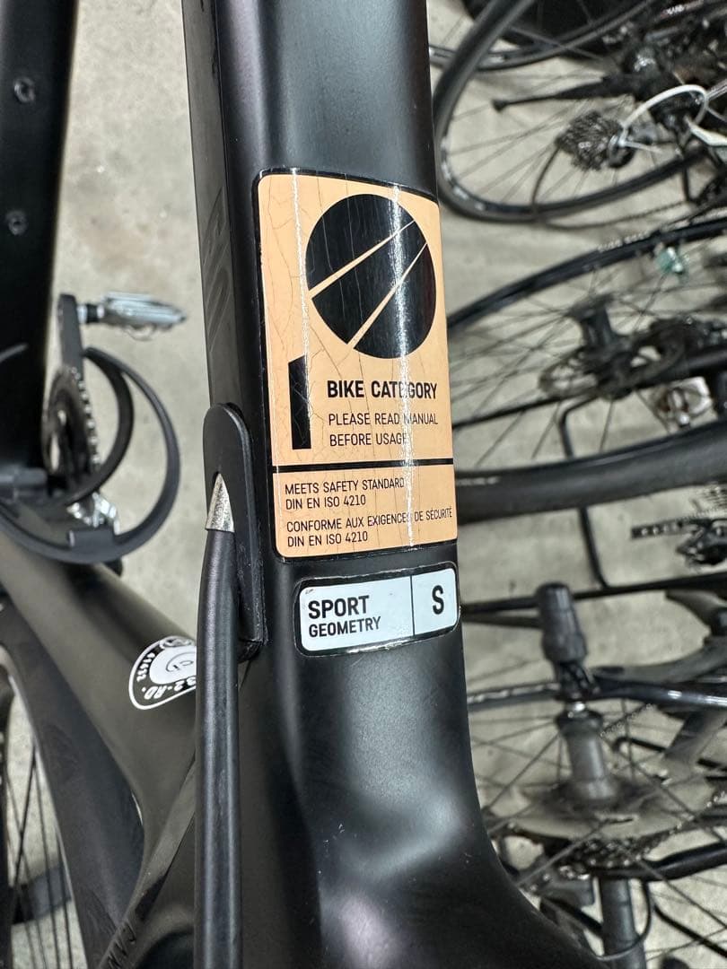 CANYON ENDURACE CF 8.0基本分解発送送料無料！完成車配送も！