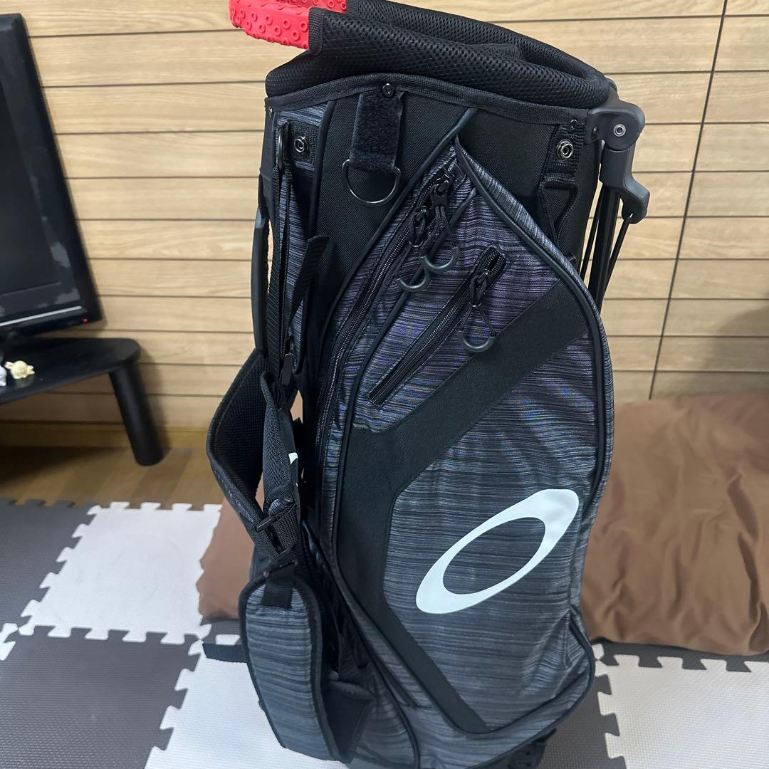 未使用　Oakley キャディバッグ ブラック/グレー