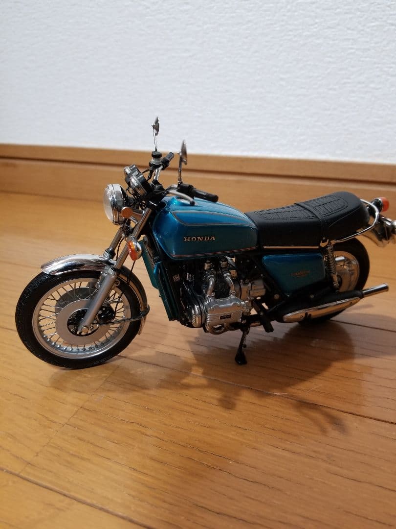 MINICHANPS Gold Wing 青 1/12