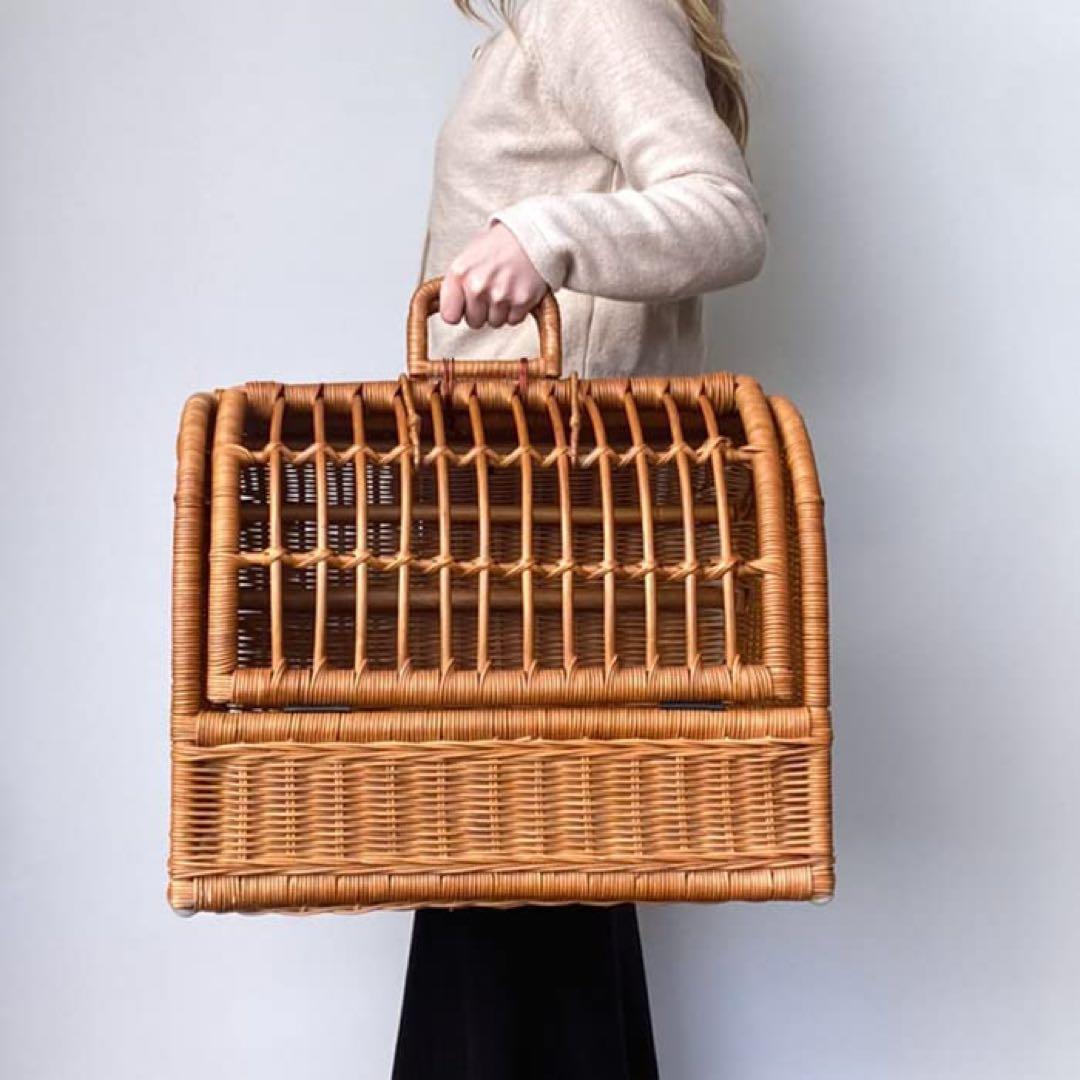 お値下げ　新品　ラタン ペットキャリー Mサイズ　犬猫　CITYDOG