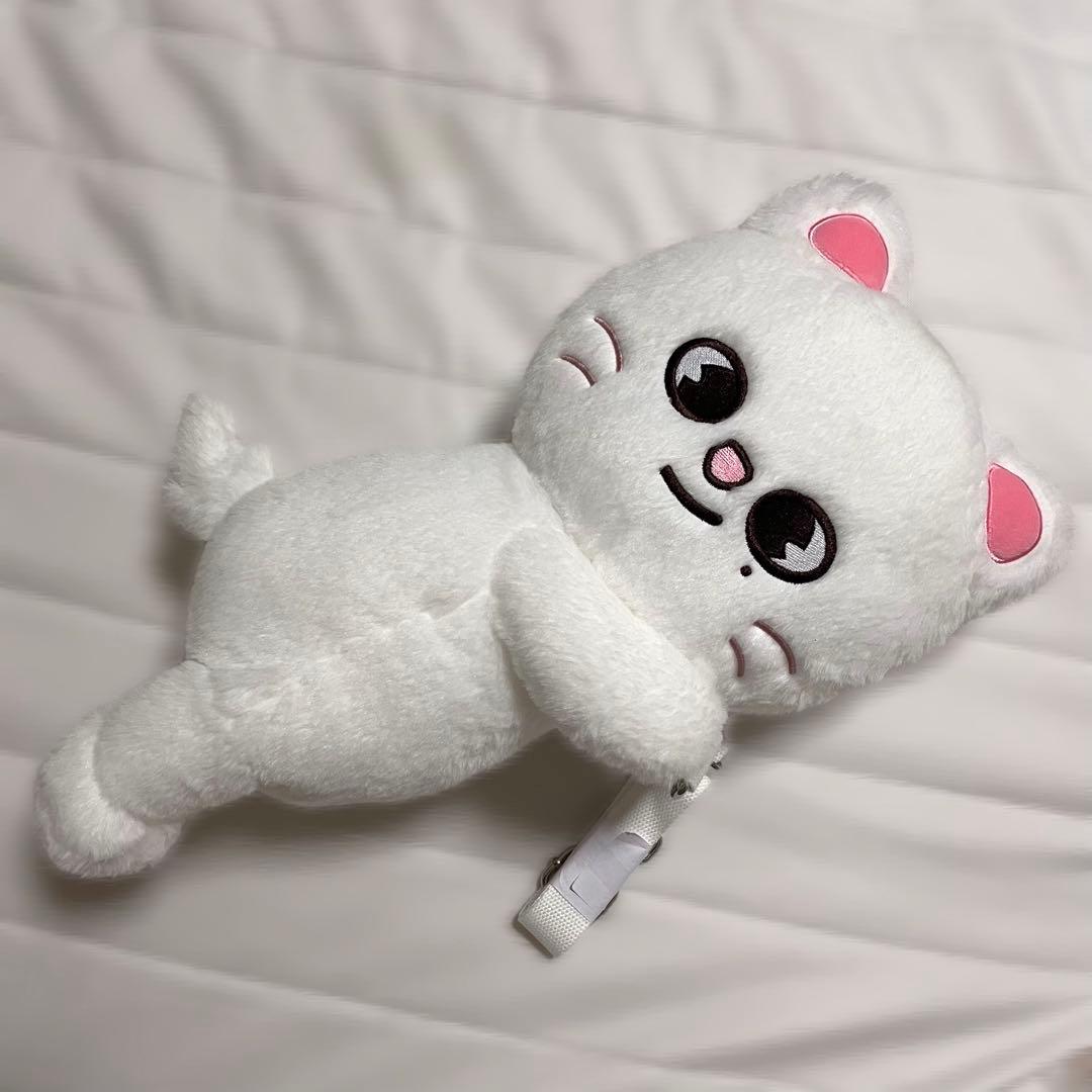 アイドル StrayKids SKZOO PLUSH BAG Jinilet