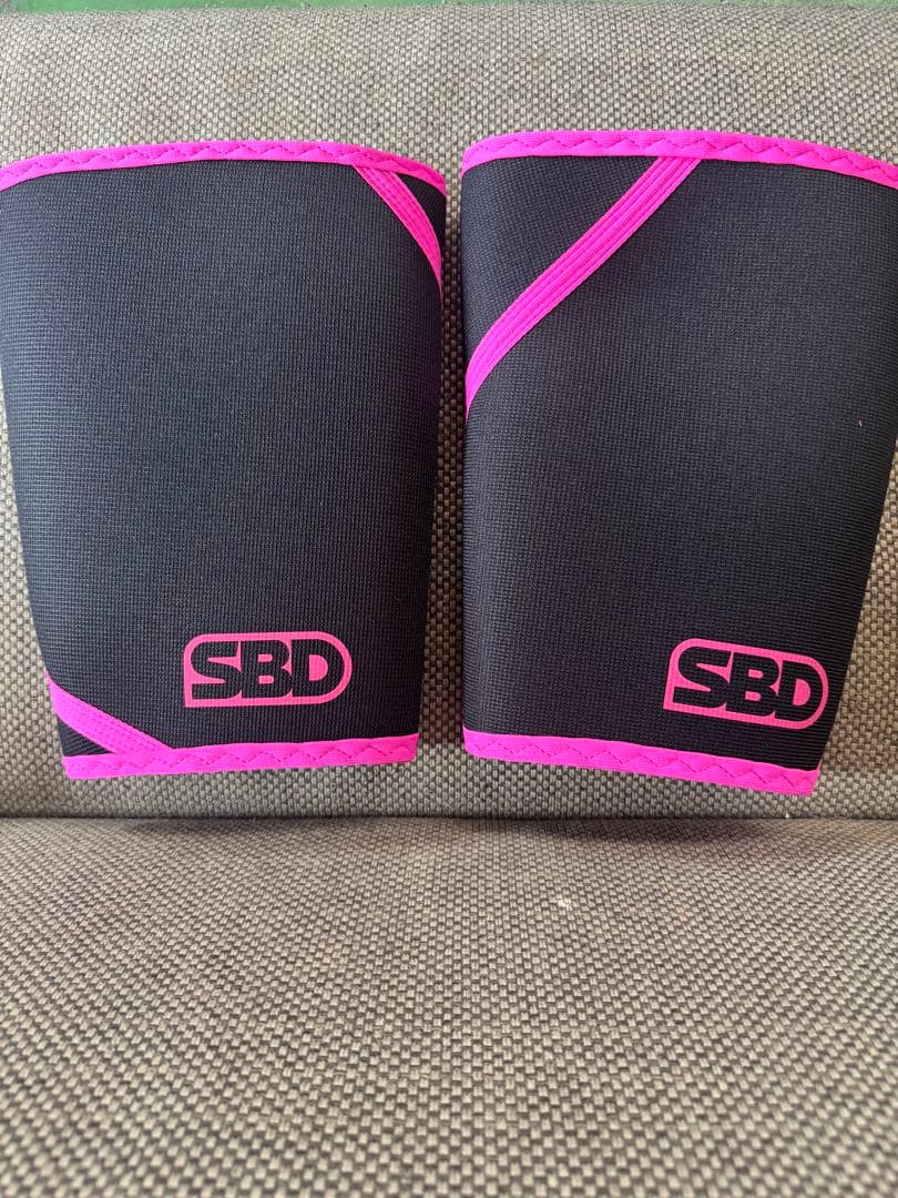 SBD Nova ウェイトリフティングニースリーブ 4XL