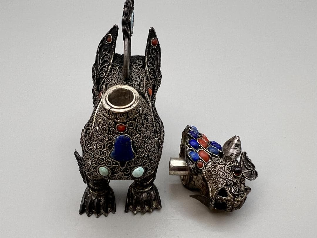 【海】民国期　銀製　獅子　珊瑚　ラピスラズリ　トルコ石装飾　中国骨董品