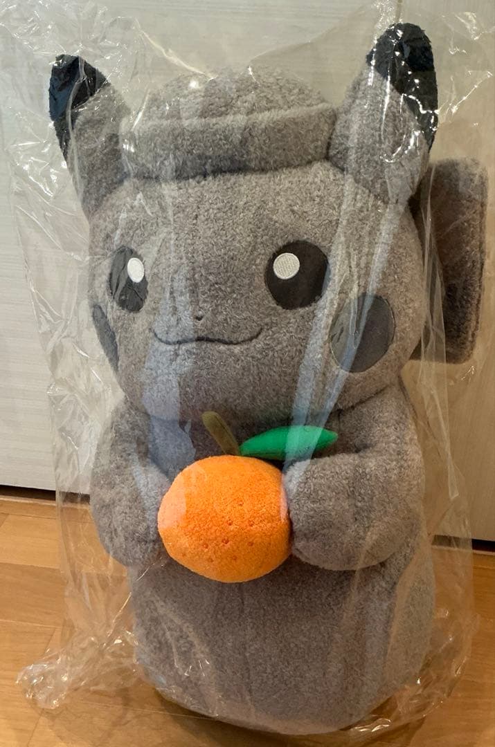 ポケモン big ピカチュウ ぬいぐるみ 韓国済州限定 チェジュ島　お地蔵さん