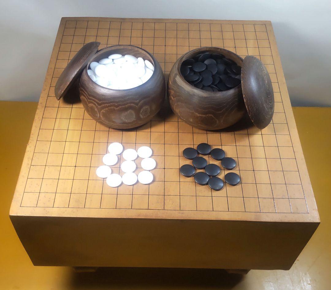 囲碁碁盤 碁石セット 厚さ5寸3分(約16㎝) 天然無垢の木材