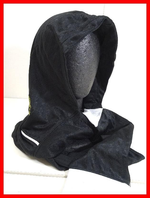 バレンシアガ　サッカーフードスカーフ　サッカーロゴ　中古　Mイ-323
