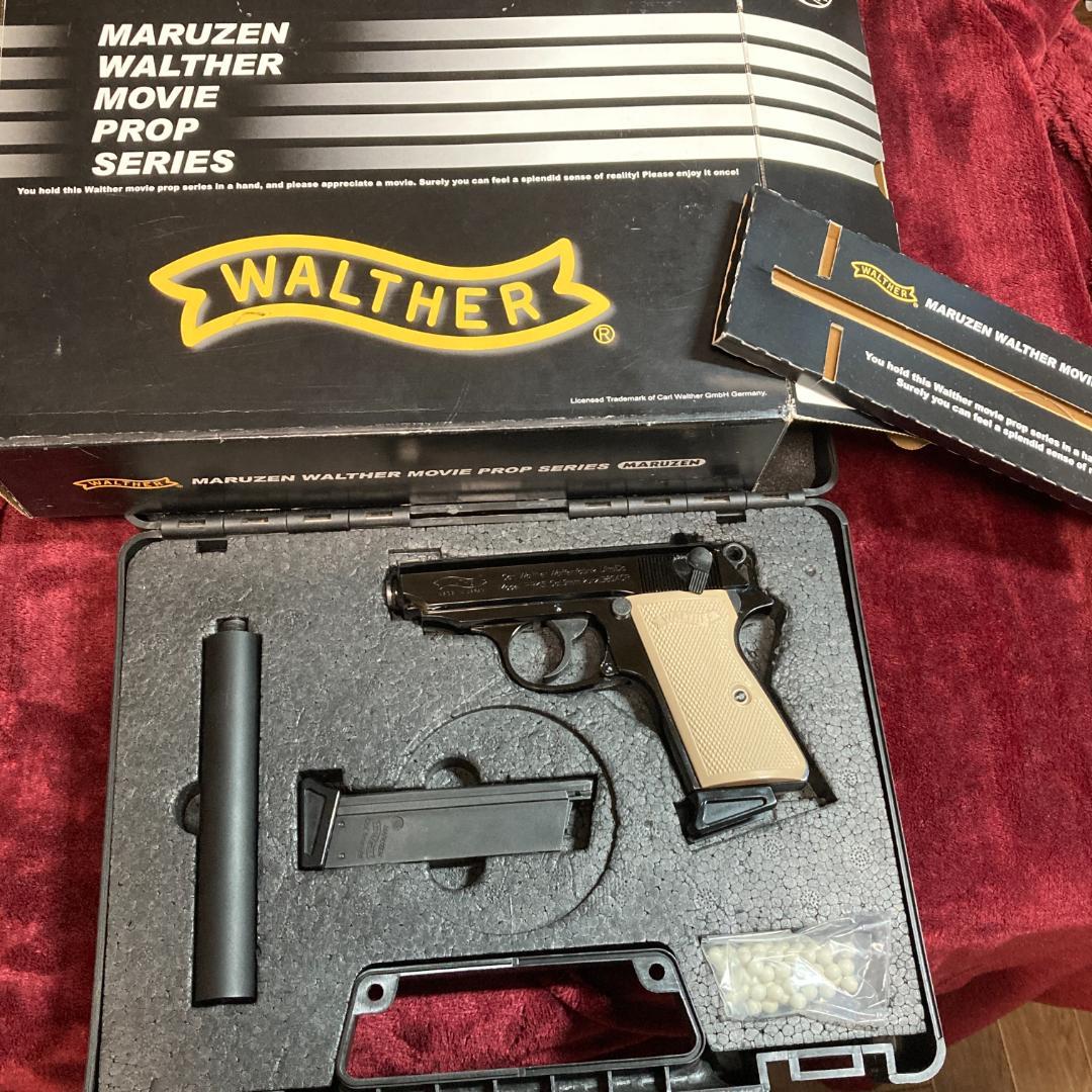 美品 マルゼン ワルサー PPK/S ブラックメタル ムービープロップ 予備マグ