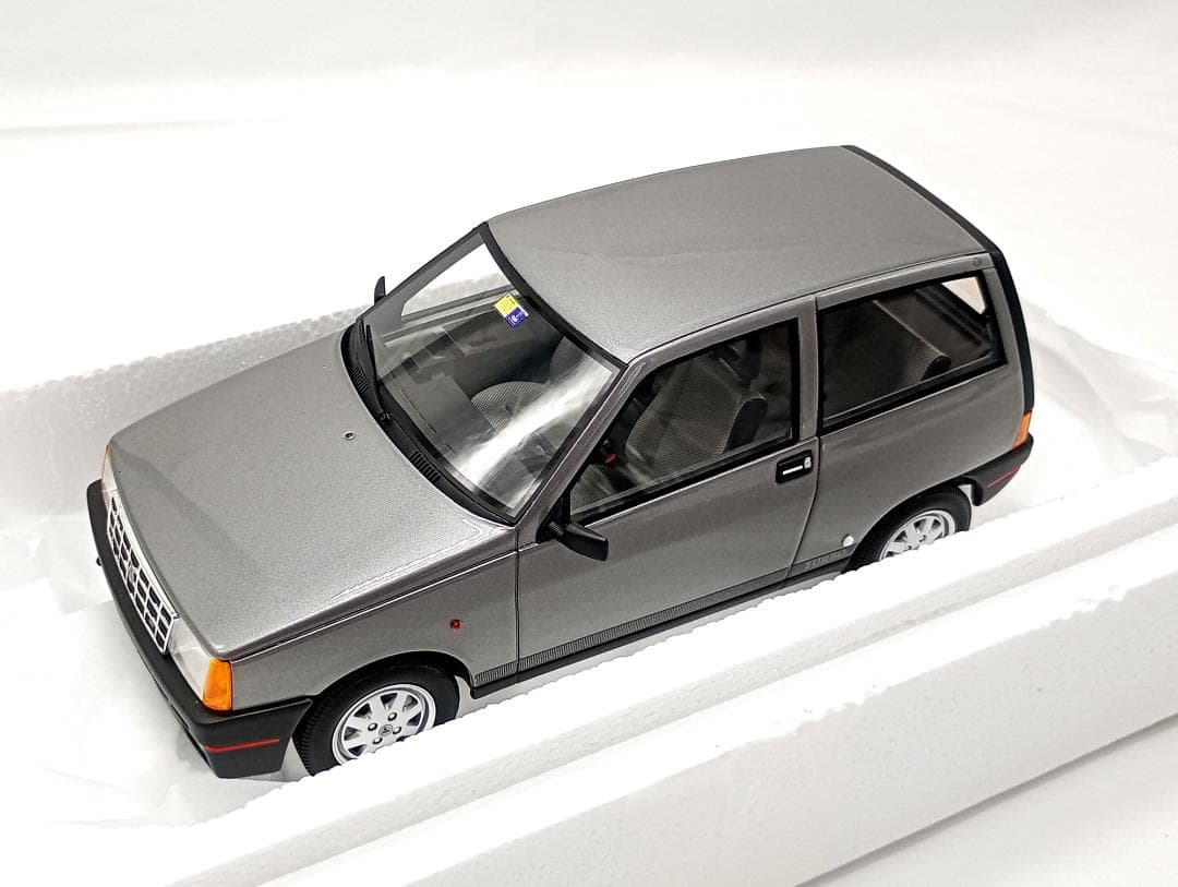 ラウドレーシング 1/18 アウトビアンキ Y10 ターボ 1985 グレーメタ