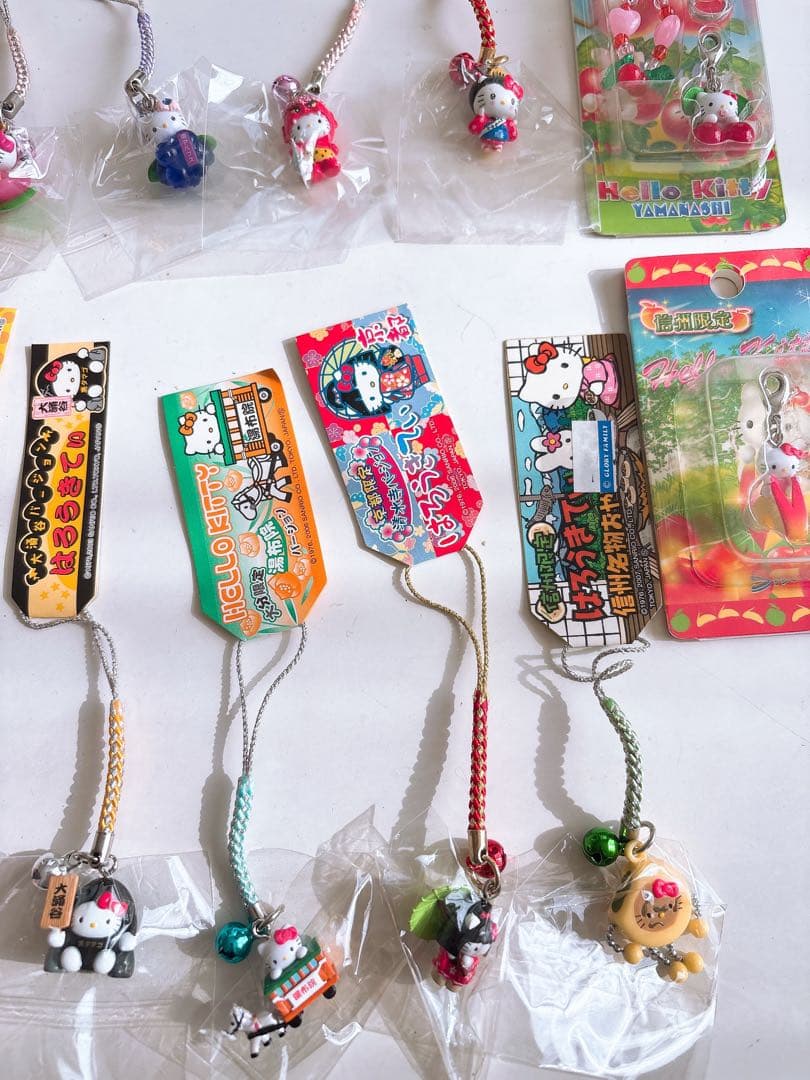 ご当地キティ⭐︎根付けストラップ⭐︎ハローキティ⭐︎まとめ売り⭐︎新品未使用