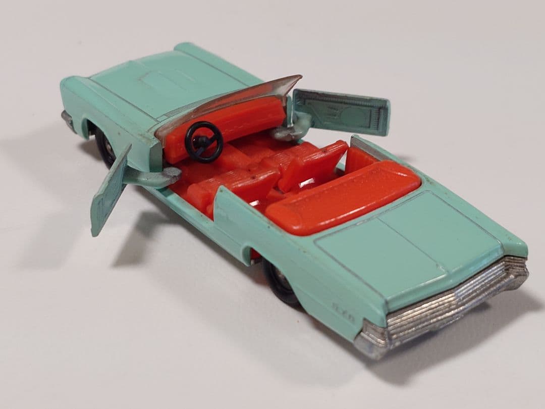ミニカー Siku V 277 Pontiac