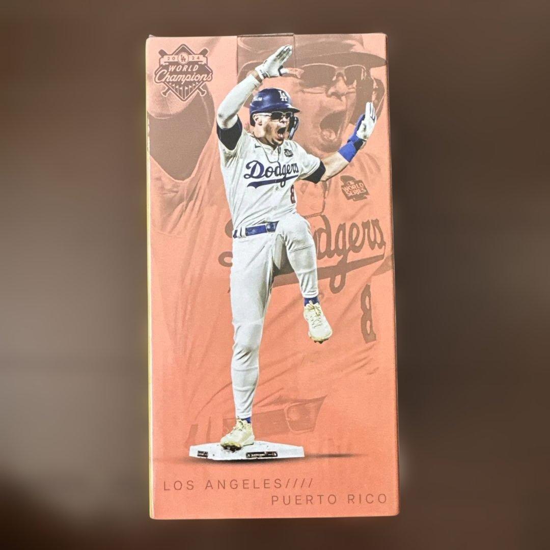 Dodgersフィギュア　キケ ヘルナンデス ボブルヘッド