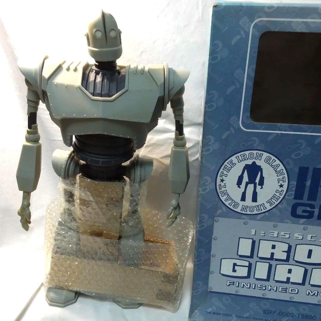 2000 アイアンジャイアント 1/35 完成モデルトイズワークス　ソフビ