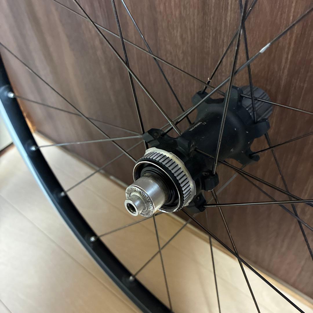 XTR WH-M985 前後 SHIMANOフリー センターロック クイック式