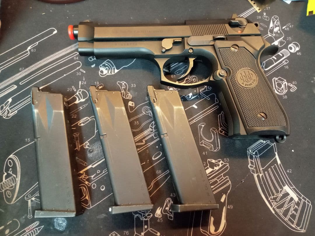 KSC M9 M92F HW ヘビーウェイト システム7 マグ3本 実物グリップ