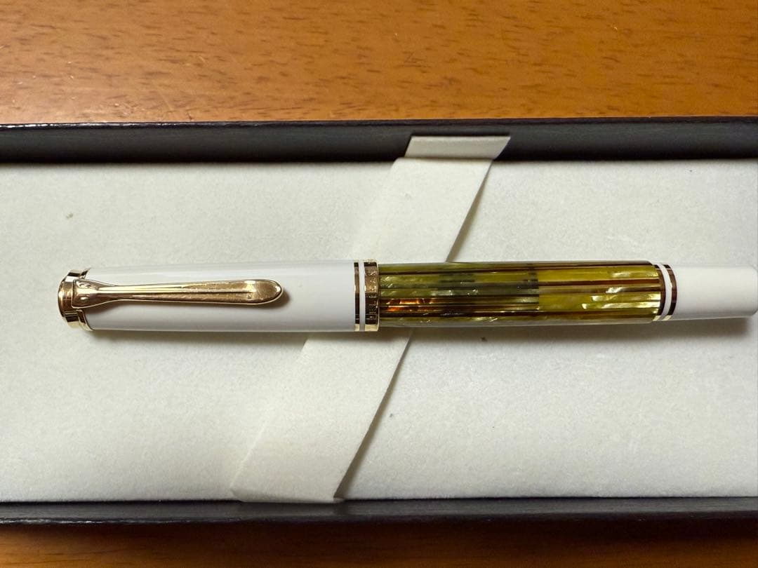 中古　万年筆　ペリカン M600 ホワイトトータス M
